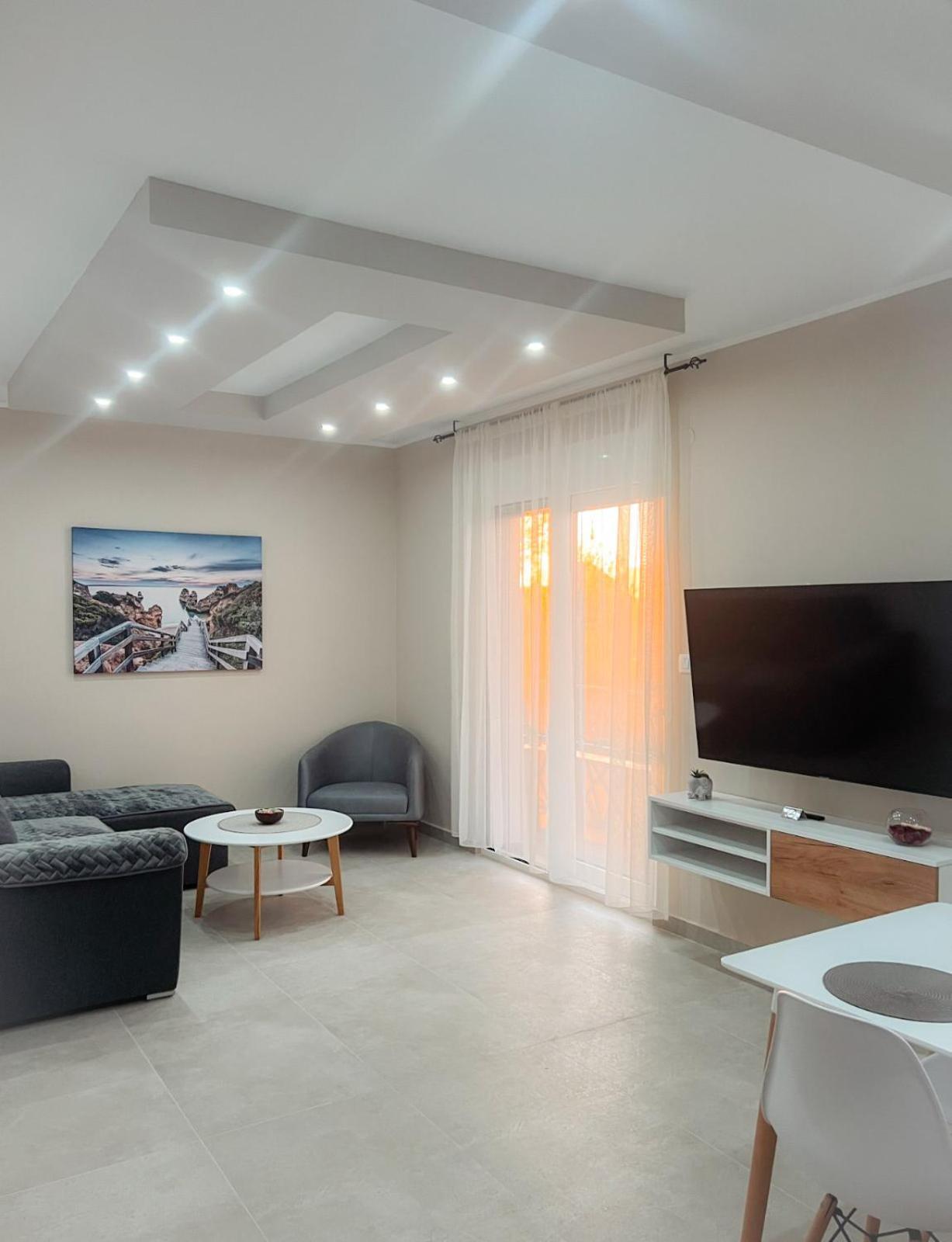 M&N Residence Tivat Eksteriør billede