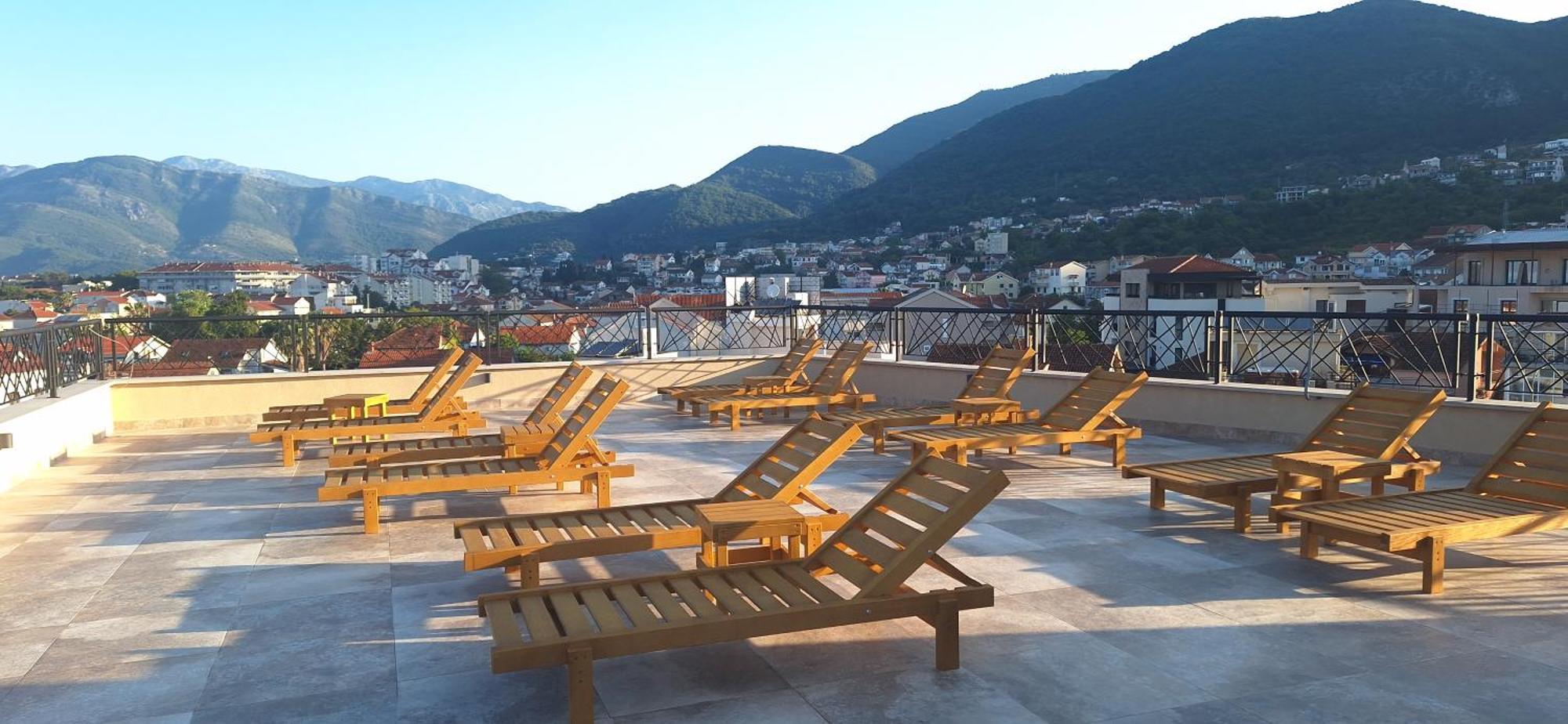 M&N Residence Tivat Eksteriør billede